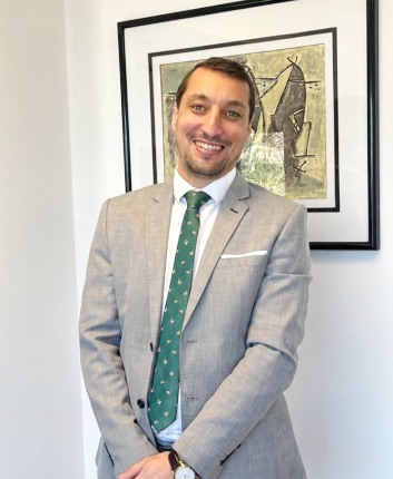 Dr. Leonardo Mesa