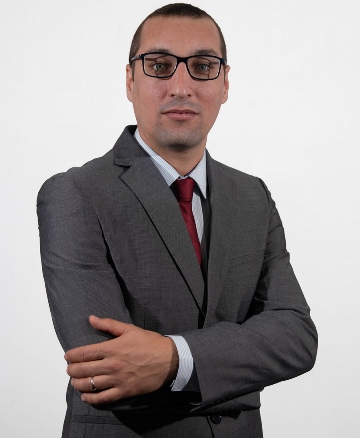 Dr. Leonardo Mesa